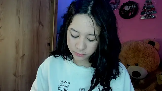 Snapshot of agnes_213 chatting on December 14, 2025, 1:49 pm agnes 213 online show from December 14, 2025, 1:49 pm