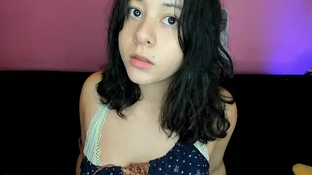 Snapshot of agnes_213 chatting on October 12, 2025, 2:29 pm agnes 213 online show from October 12, 2025, 2:29 pm