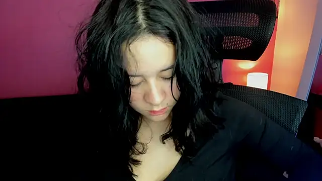 Snapshot of agnes_213 chatting on October 15, 2025, 1:41 pm agnes 213 online show from October 15, 2025, 1:41 pm