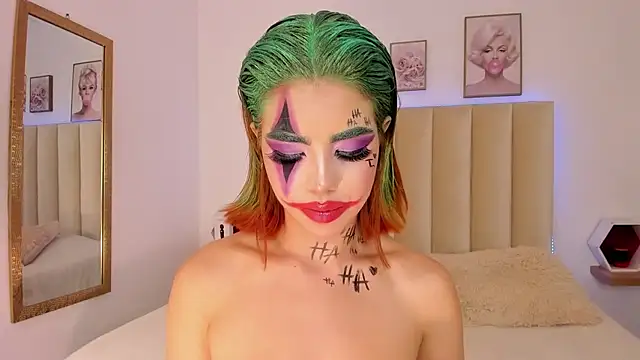 Snapshot of Catvalentine_ chatting on November 1, 2025, 1:45 am Catvalentine online show from November 1, 2025, 1:45 am