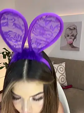 Snapshot of Catvalentine_ chatting on February 20, 2026, 7:21 am Catvalentine online show from February 20, 2026, 7:21 am