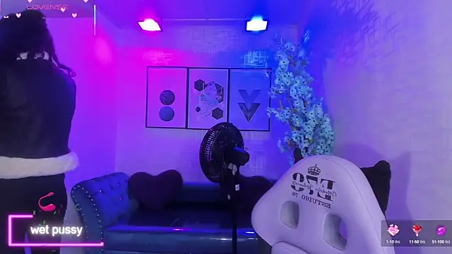 Snapshot of Theia_moon chatting on October 1, 2025, 1:26 pm Theia moon online show from October 1, 2025, 1:26 pm