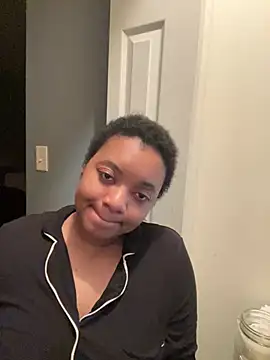 Makemymoney27 online show from January 21, 2025, 6:22 am