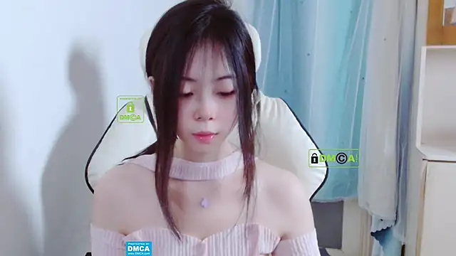 xiyao1314 online show from December 3, 2025, 12:44 am