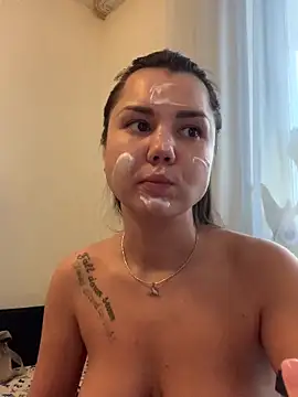 Snapshot of MiraMiss chatting on October 25, 2025, 9:41 am MiraMiss online show from October 25, 2025, 9:41 am