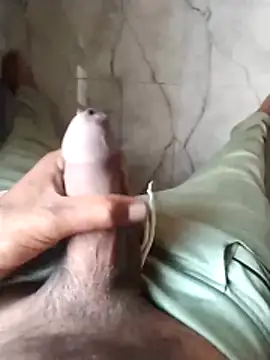 PracticalGum40 online show from February 5, 2026, 2:40 am