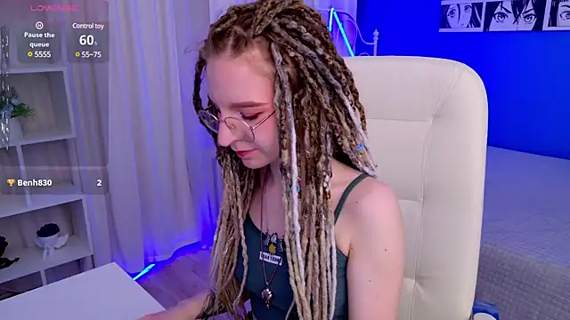 VioletShine online show from January 23, 2025, 10:01 am