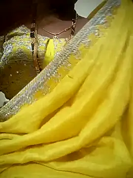 Snapshot of Telugu-mirchi chatting on October 26, 2025, 4:40 pm Telugu-mirchi online show from October 26, 2025, 4:40 pm