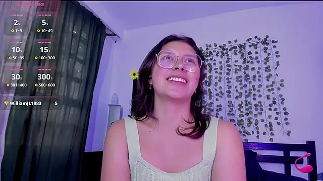 Snapshot of Noellesable chatting on February 11, 2025, 9:14 pm Noellesable online show from February 11, 2025, 9:14 pm