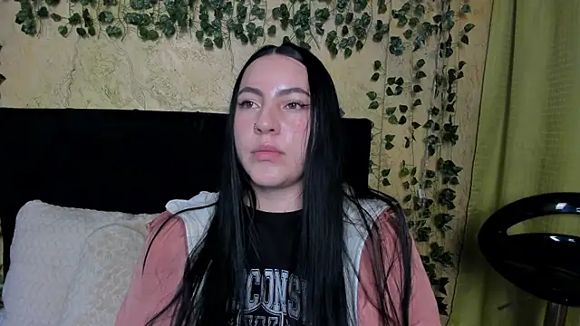 Snapshot of jenifer__power10 chatting on January 6, 2026, 6:45 pm jenifer power10 online show from January 6, 2026, 6:45 pm
