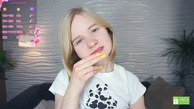 Snapshot of OdelinaFicken chatting on November 14, 2025, 4:05 am OdelinaFicken online show from November 14, 2025, 4:05 am