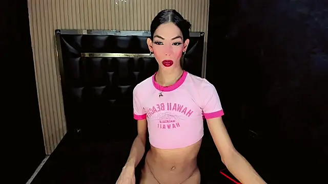 Luna and valery online show from April 13, 2026, 8:24 pm