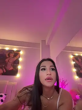 Snapshot of lissa_yasemin chatting on March 23, 2025, 5:21 am lissa yasemin online show from March 23, 2025, 5:21 am