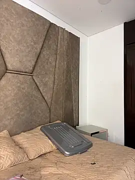 Evangeline hell  online show from January 8, 2025, 1:09 pm