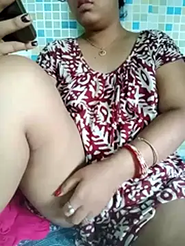 Snapshot of Super-Couple chatting on July 8, 2026, 3:30 am Super-Couple online show from July 8, 2026, 3:30 am