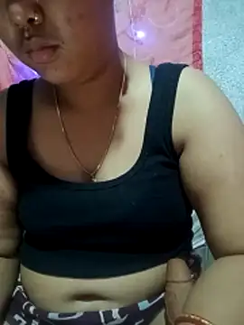 Snapshot of Super-Couple chatting on December 3, 2025, 5:41 am Super-Couple online show from December 3, 2025, 5:41 am