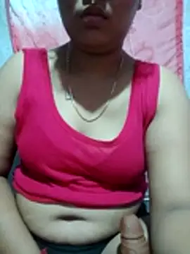 Snapshot of Super-Couple chatting on November 16, 2025, 1:43 am Super-Couple online show from November 16, 2025, 1:43 am