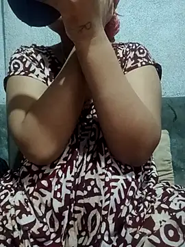 Snapshot of Super-Couple chatting on October 1, 2025, 7:46 am Super-Couple online show from October 1, 2025, 7:46 am