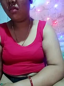 Snapshot of Super-Couple chatting on November 2, 2025, 12:37 am Super-Couple online show from November 2, 2025, 12:37 am