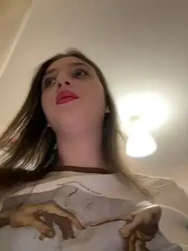 lolippp666 online show from June 3, 2026, 8:35 pm