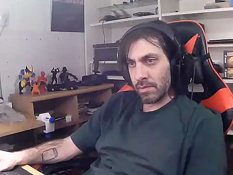 johnwood88 online show from November 7, 2025, 5:34 am