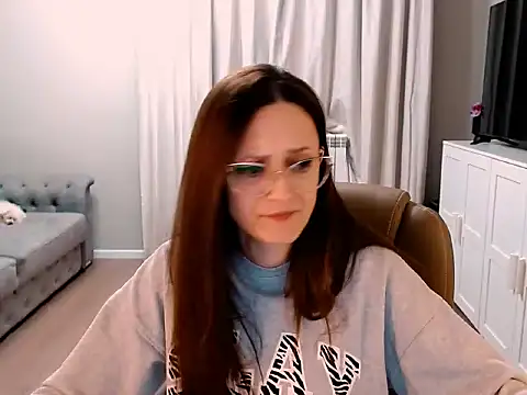 Amazingeyes88 online show from January 15, 2025, 2:56 pm