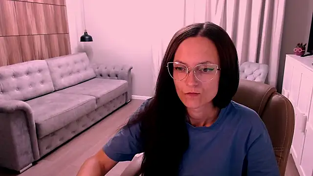 Amazingeyes88 online show from July 26, 2026, 12:45 pm