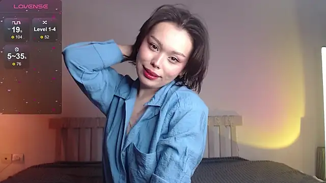 Snapshot of Mellovely chatting on January 6, 2025, 3:40 pm Mellovely online show from January 6, 2025, 3:40 pm