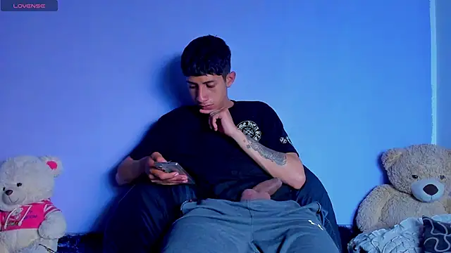 Snapshot of BIG_cockpether chatting on October 30, 2025, 10:46 am BIG cockpether online show from October 30, 2025, 10:46 am