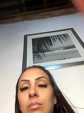 Snapshot of bbzinharosa chatting on January 6, 2026, 10:25 pm bbzinharosa online show from January 6, 2026, 10:25 pm