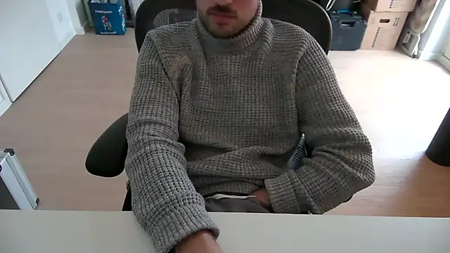 taallguyy 196 online show from December 2, 2025, 1:02 pm