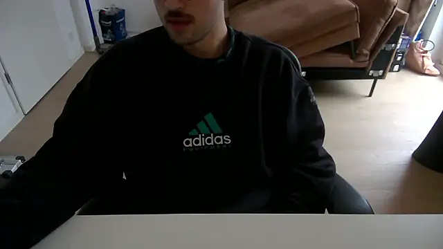 taallguyy 196 online show from January 12, 2026, 10:11 am