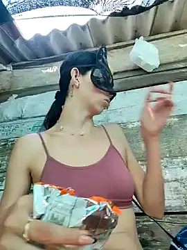 Estrella-Wicked online show from December 20, 2024, 7:39 pm