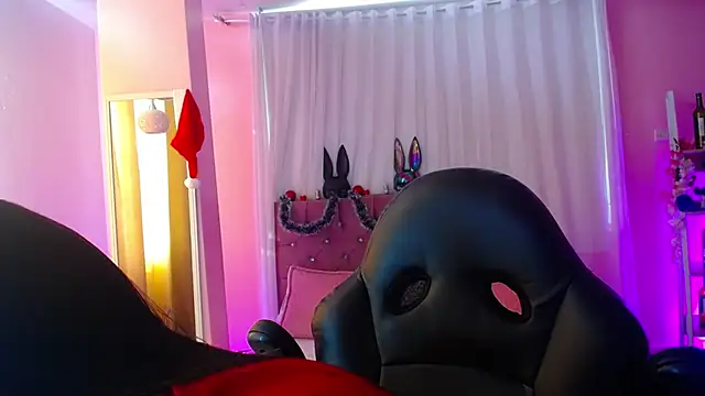 frreeya online show from January 7, 2025, 9:14 pm