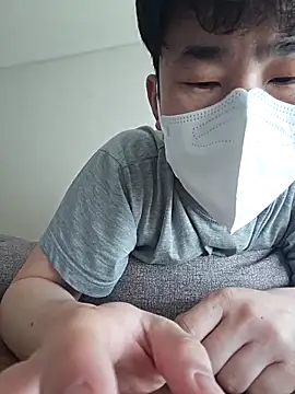 wlalsdldb112 online show from March 19, 2025, 1:54 am