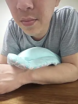 wlalsdldb112 online show from March 3, 2025, 6:20 am