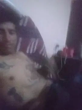 carloshot31 online show from May 25, 2026, 7:07 am