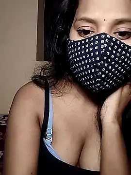 Shivani Tivari online show from January 18, 2026, 9:24 am