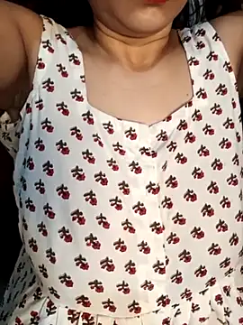 Sneha gril online show from May 31, 2026, 3:18 pm