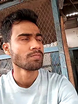 Skinny Bigass 23 online show from March 12, 2025, 6:29 am