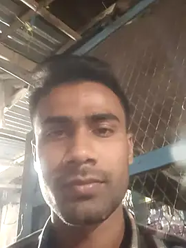 Skinny Bigass 23 online show from February 18, 2026, 3:52 pm