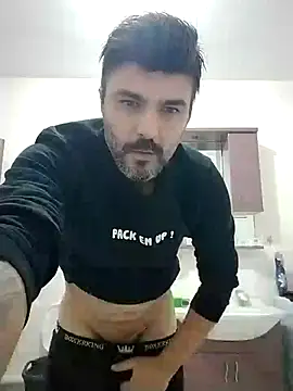 Snapshot of hot_man_eray chatting on October 9, 2025, 9:37 pm hot man eray online show from October 9, 2025, 9:37 pm