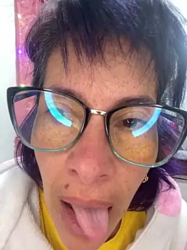 Goddess-Love- online show from December 18, 2025, 9:25 am