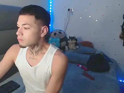 MarceloMilk online show from October 27, 2025, 3:51 am