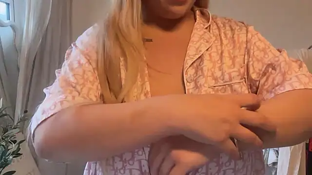 blairbella online show from February 8, 2026, 8:12 am