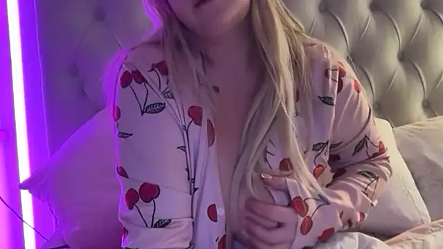 blairbella online show from November 19, 2025, 6:41 pm