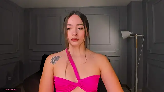 Snapshot of AlinaKravitz chatting on September 11, 2025, 11:43 am AlinaKravitz online show from September 11, 2025, 11:43 am