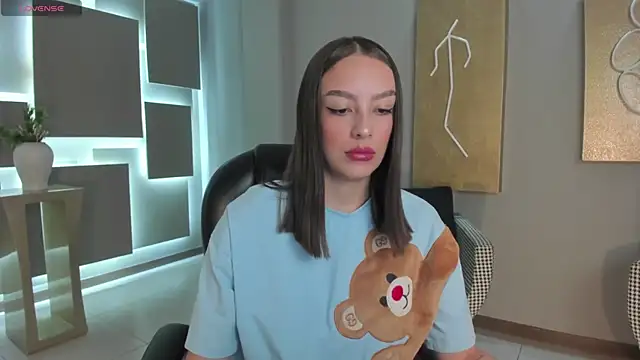 KaiaFerreira online show from December 3, 2025, 12:26 pm