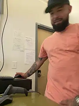 Snapshot of jr91esl chatting on February 4, 2025, 4:48 am jr91esl online show from February 4, 2025, 4:48 am