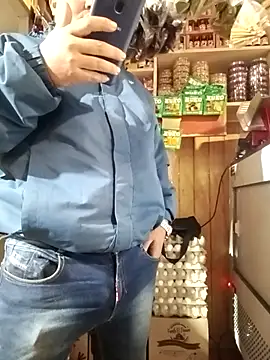 TheBriiaand30 online show from October 6, 2025, 2:40 pm